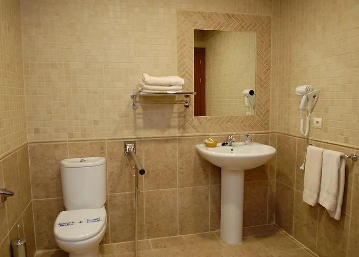 Serruchi 3* تيرويل